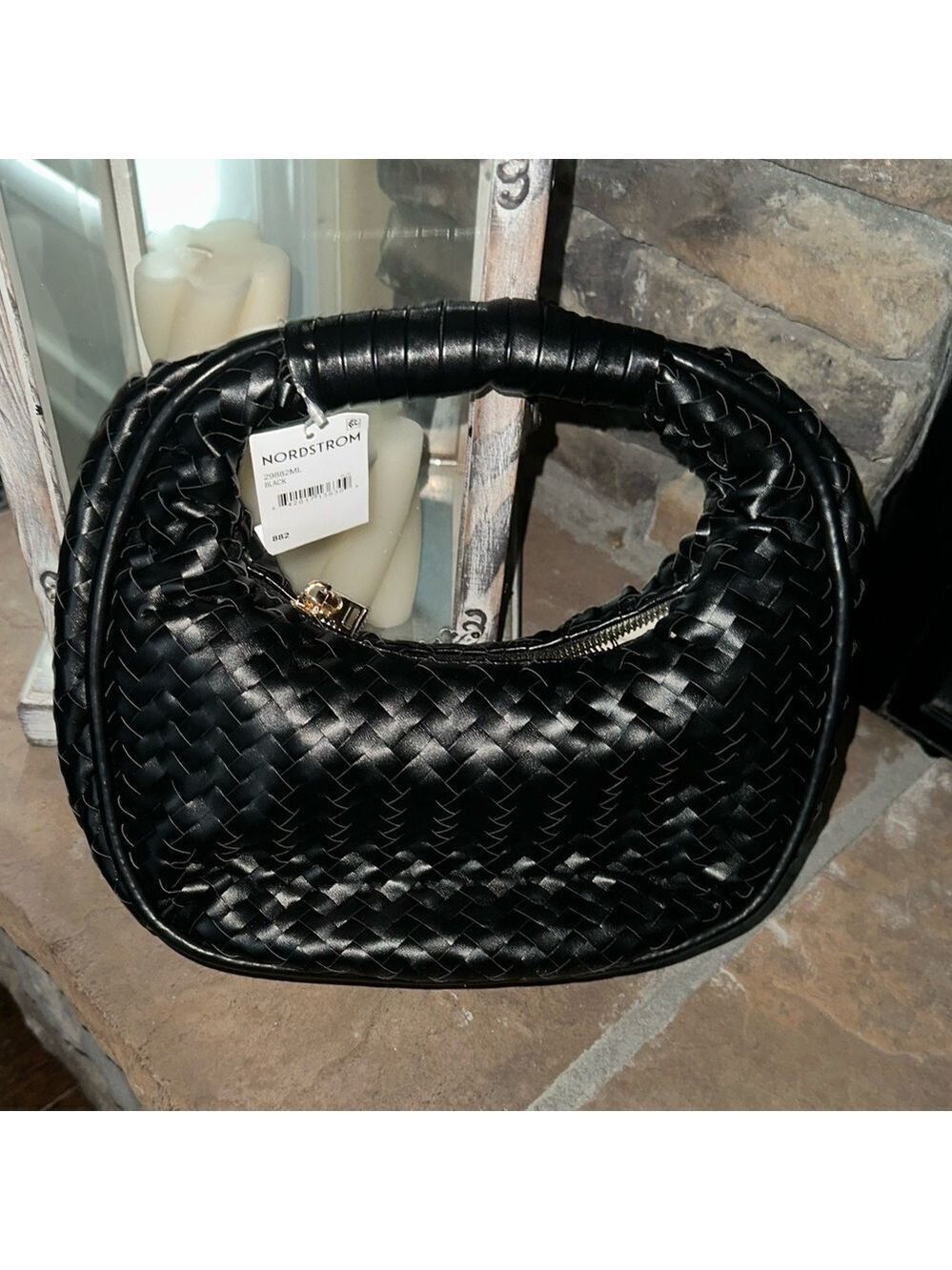 MODA LUXE-Woven Circle Shoulder bag-Black-NWT-Retail $100 - Picture 4 of 11